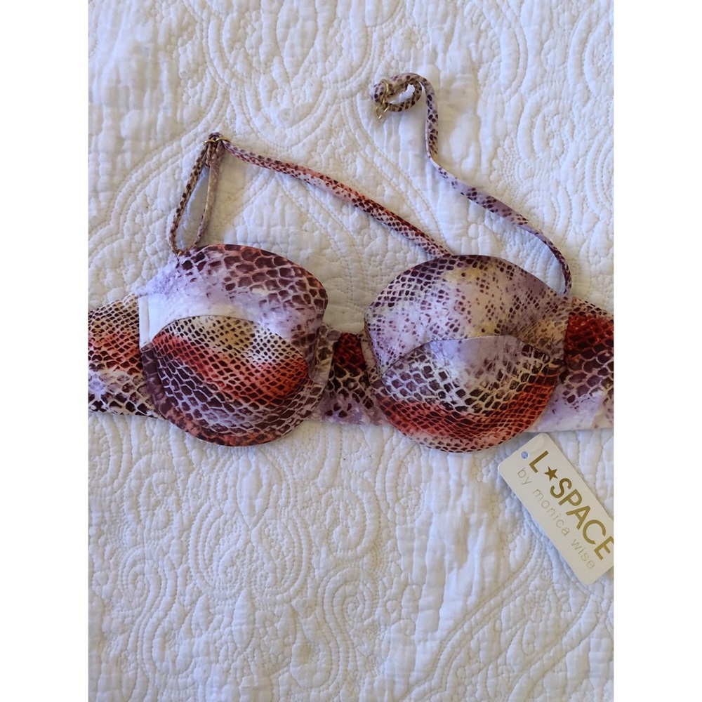 •L* Space Le Boa Bikini Top• - Picture 4 of 6